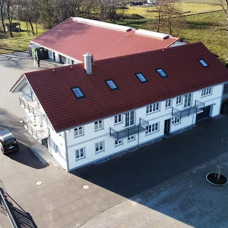 Modern & Spacious Carhandling Campus -naehe Therme Erding -messe Muenchen -arena -free Parking -netflix -w-lan Appartamento Neufinsing