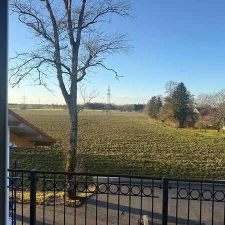 Appartamento Modern & Spacious Carhandling Campus -naehe Therme Erding -messe Muenchen -arena -free Parking -netflix -w-lan *