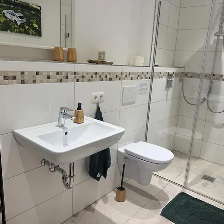 Modern & Spacious Carhandling Campus -naehe Therme Erding -messe Muenchen -arena -free Parking -netflix -w-lan Appartamento
