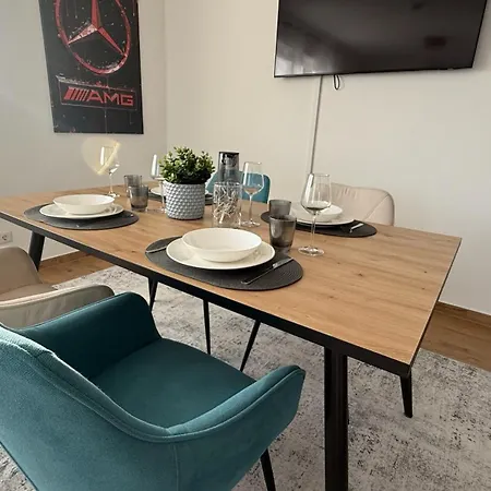 Modern & Spacious Carhandling Campus -naehe Therme Erding -messe Muenchen -arena -free Parking -netflix -w-lan