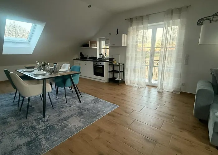 Daire Modern & Spacious Carhandling Campus -naehe Therme Erding -messe Muenchen -arena -free Parking -netflix -w-lan Neufinsing