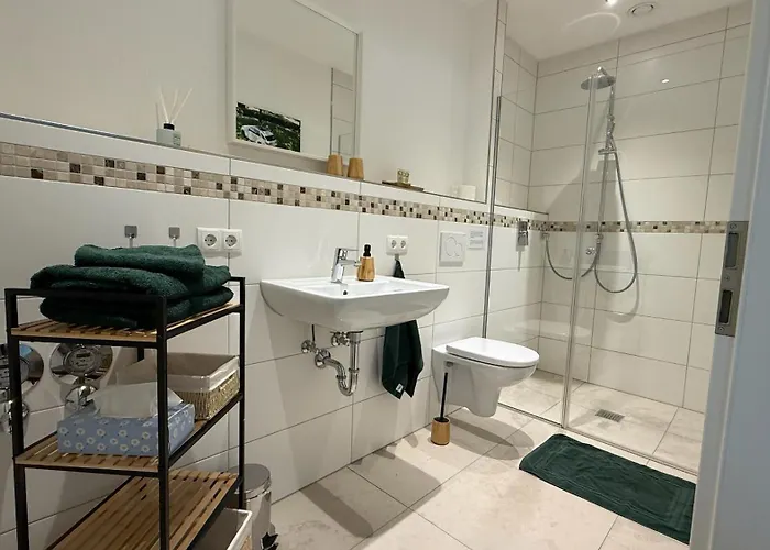 Modern & Spacious Carhandling Campus -naehe Therme Erding -messe Muenchen -arena -free Parking -netflix -w-lan Neufinsing
