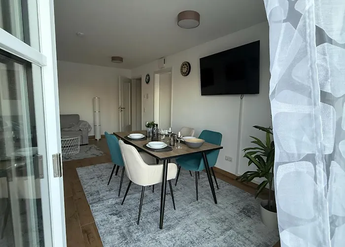 Modern & Spacious Carhandling Campus -naehe Therme Erding -messe Muenchen -arena -free Parking -netflix -w-lan Neufinsing