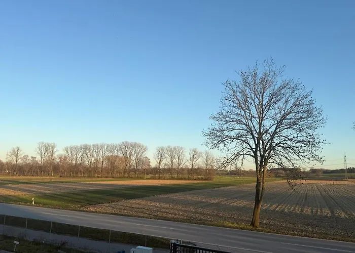 Modern & Spacious Carhandling Campus -naehe Therme Erding -messe Muenchen -arena -free Parking -netflix -w-lan Neufinsing