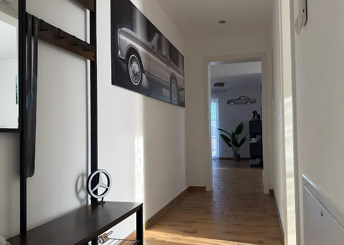 Апартаменты Modern & Spacious Carhandling Campus -naehe Therme Erding -messe Muenchen -arena -free Parking -netflix -w-lan